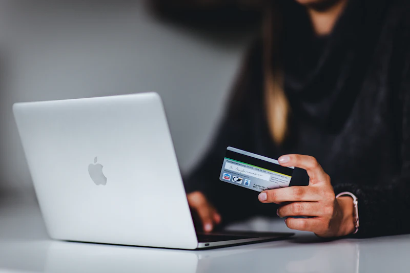Online purchase on a laptop